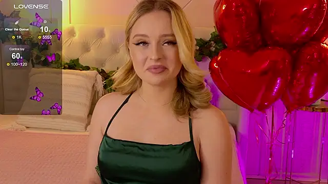 EllyLinn's cam snapshot