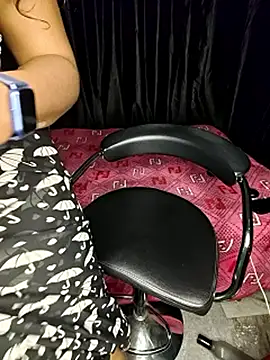 Shreya8999 live sex cam