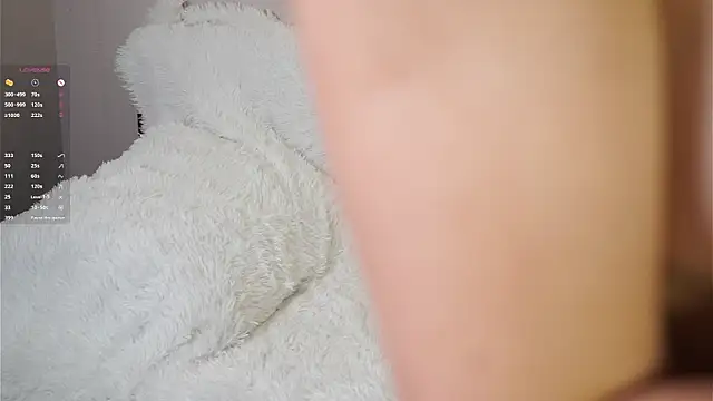 LoraLynn's cam snapshot