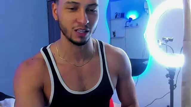 Kris_Khalifa69 live sex cam