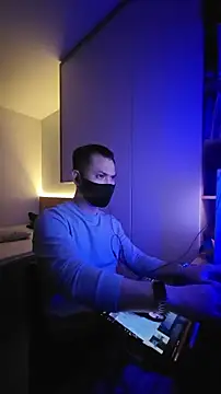 OnlyHand9x's cam snapshot