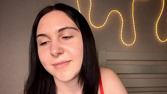 MyraLitterers's cam snapshot