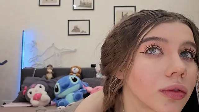 dolly_ll's cam snapshot