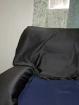 foreigntitts_ live sex cam