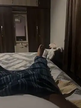 Night_outcam live sex cam