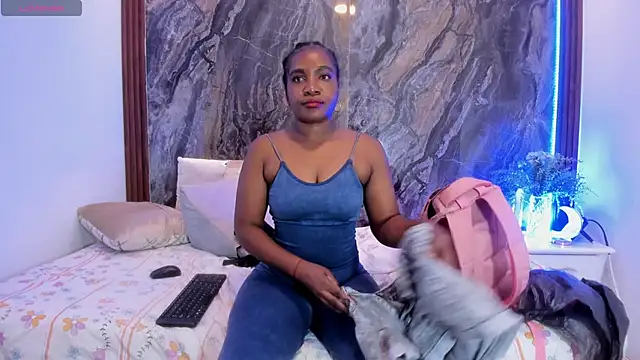 PaolaRuizzx's cam snapshot