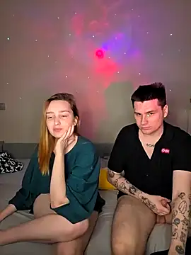 ToxyFoxyy's cam snapshot