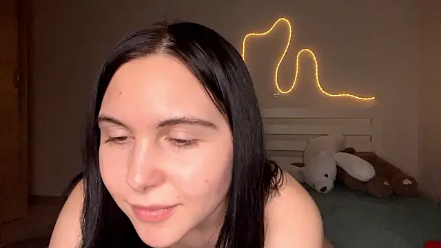 MyraLitterers's cam snapshot