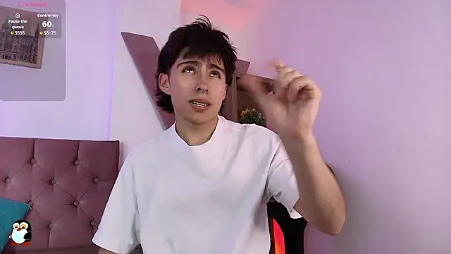 PepperTwink live sex cam