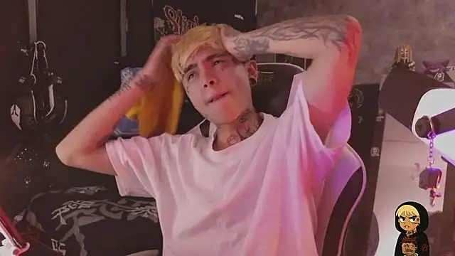 AcidMilo live sex cam