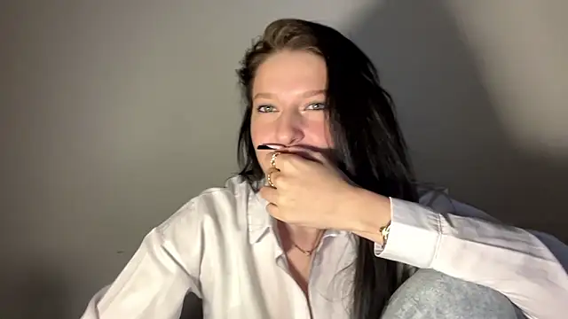 Sarahsolara's cam snapshot