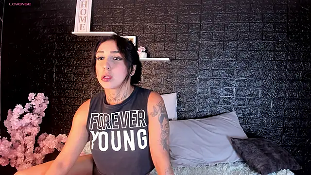 Isaabella_Russo1's cam snapshot