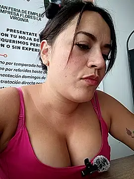 Lesly_10- live sex cam