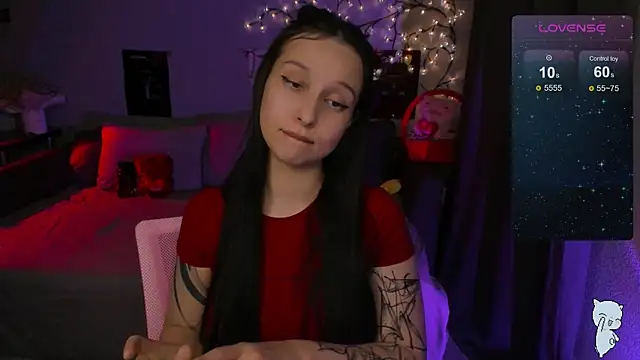 BabyMooon's cam snapshot