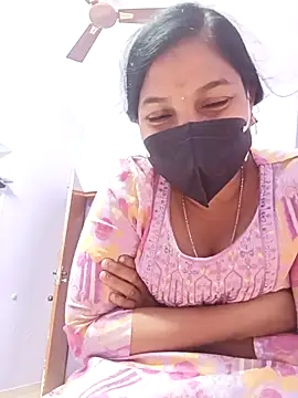 Tamil_Kerala_Ponnu's cam snapshot