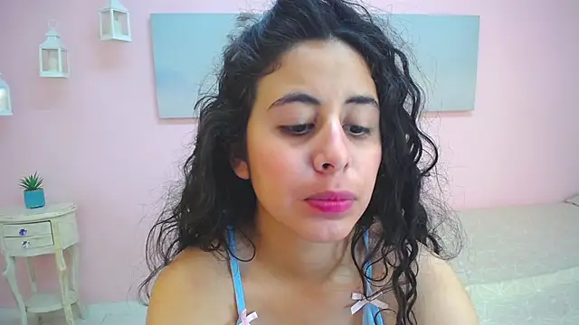 scarlett_clyde's cam snapshot