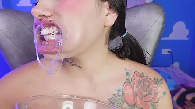 miss_keisi's cam snapshot