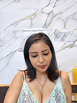 QUEEN-ADITI's cam snapshot