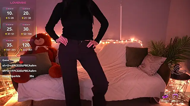 MilaSecrett live sex cam