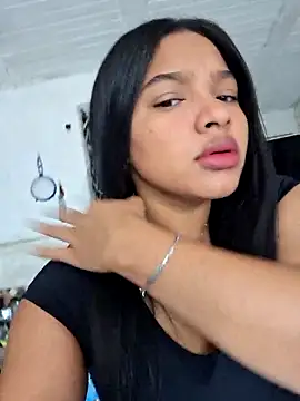 AnnaMil3J's cam snapshot