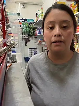 IAM_VALERI's cam snapshot