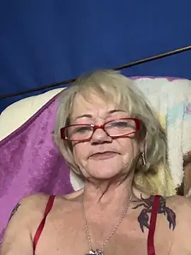 ladyboatlady live sex cam