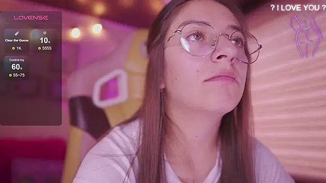 milly_kenner's cam snapshot