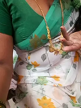 Tamil_Ammani's cam snapshot