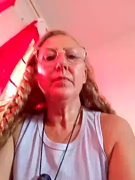 MILEIDE980's cam snapshot