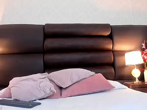 KendalFoxx's cam snapshot