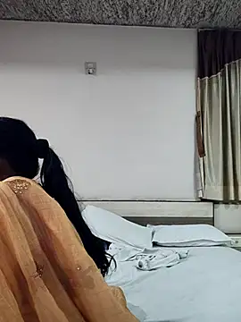 Desibhabhi82's cam snapshot