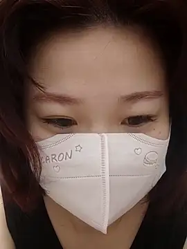 miniiceyya live sex cam