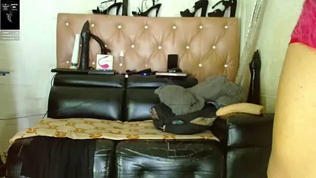 jenny-big-cock live sex cam