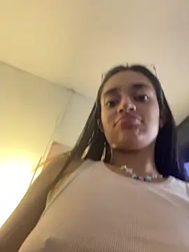 Hanley_Salem's cam snapshot