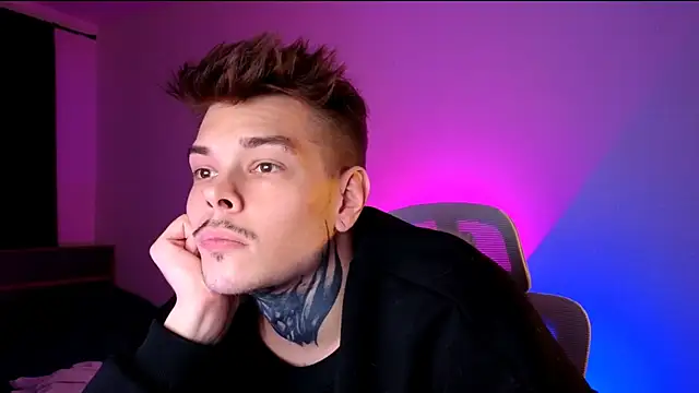 DENIS_HERE's cam snapshot