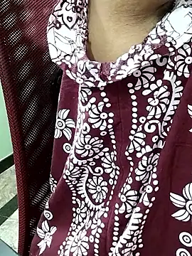 abinaya26's cam snapshot