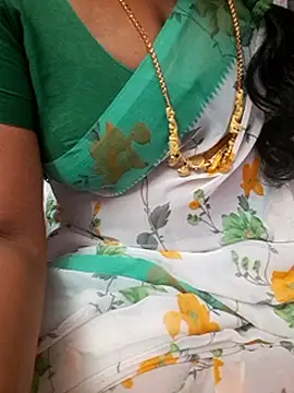 Tamil_Ammani's cam snapshot