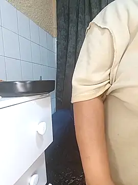 ChoklitBerryXX's cam snapshot