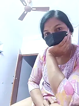 Tamil_Kerala_Ponnu's cam snapshot