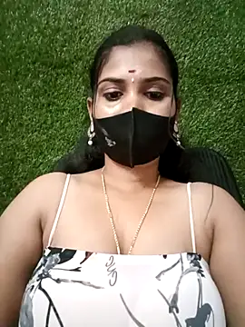 Nithyatamil's cam snapshot