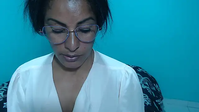 kateleyagrey's cam snapshot