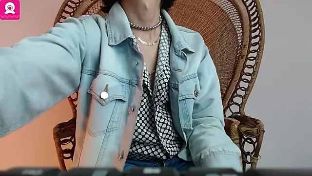 monsterholes's cam snapshot