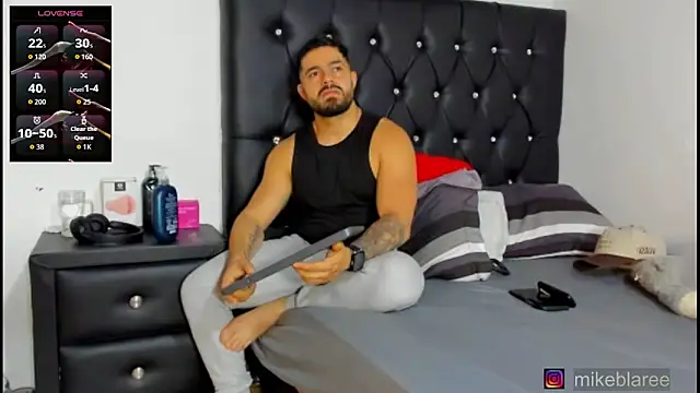 mikeblaree live sex cam