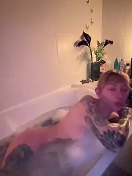 haileyhope_'s cam snapshot