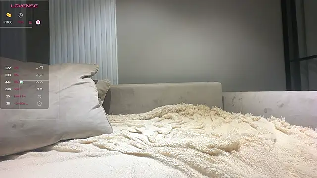 avroramey live sex cam