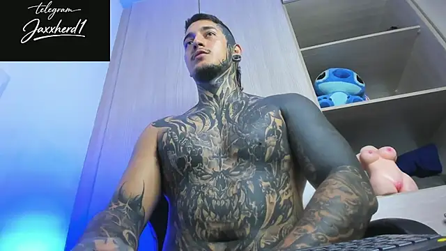 JAXXXONHERD live sex cam