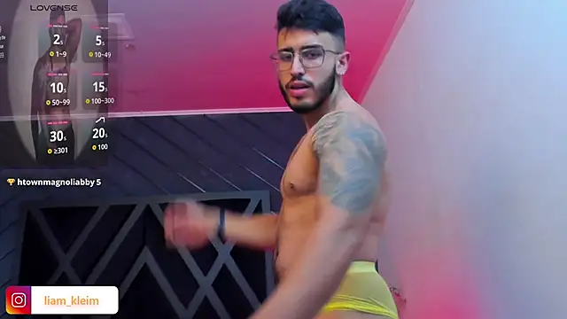 Liam_Kleiin's cam snapshot