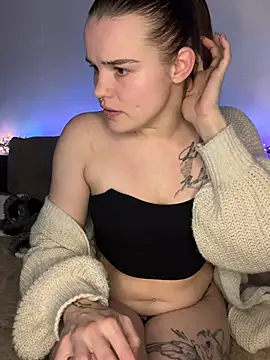 LoreenKinky's cam snapshot