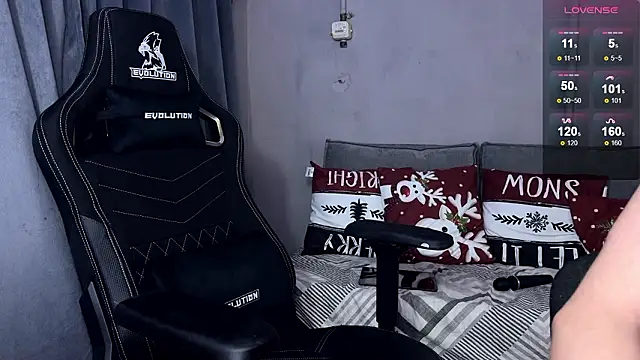 cutemilana_sexwife's cam snapshot