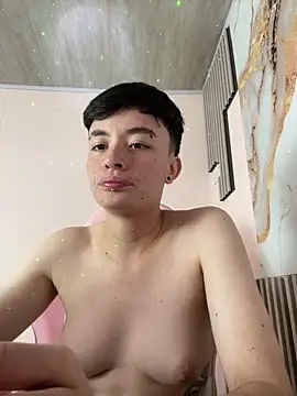 nico_18x live sex cam